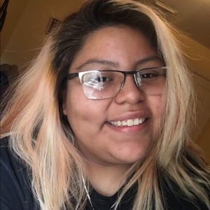 Meet your Posher, Jenifer